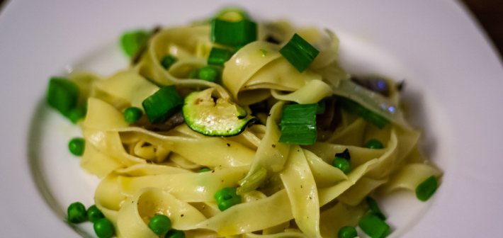 Fettuccine Aglio, Olio e Verdura