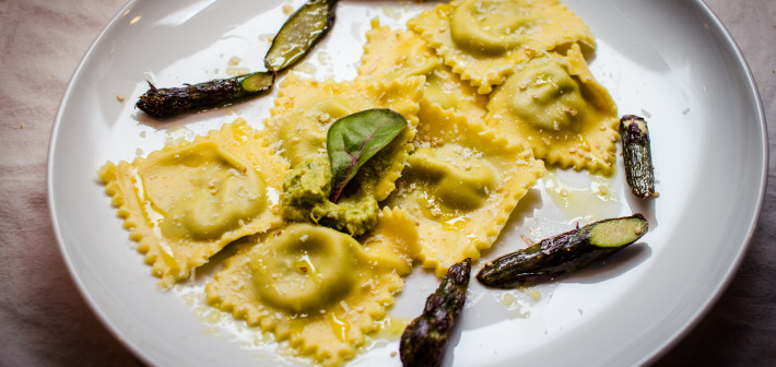 Spargelpesto in Ravioli